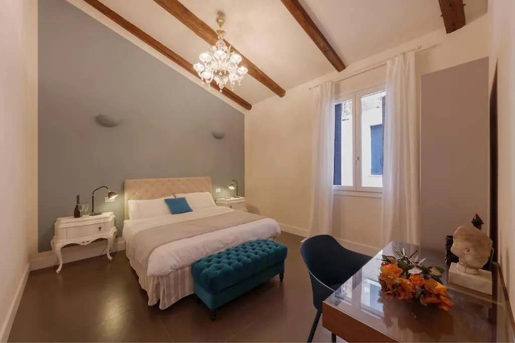 Huge Design Apartment With Private Garden Venice Italy